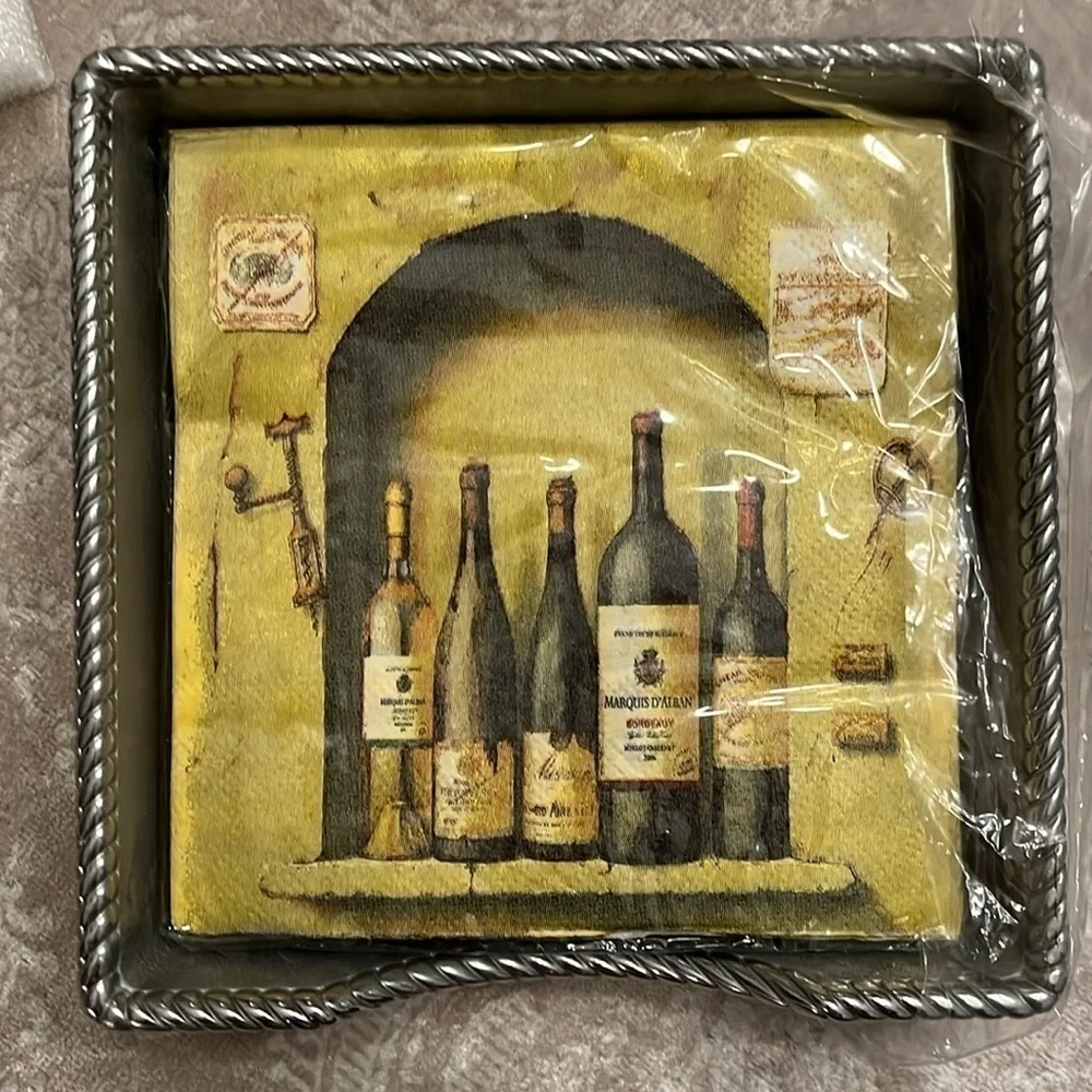 Brand New Lenox Everyday Soirée Wine Beverage Napkin Box Holder Grapes